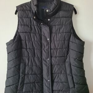 GAP Black Quilted Vest